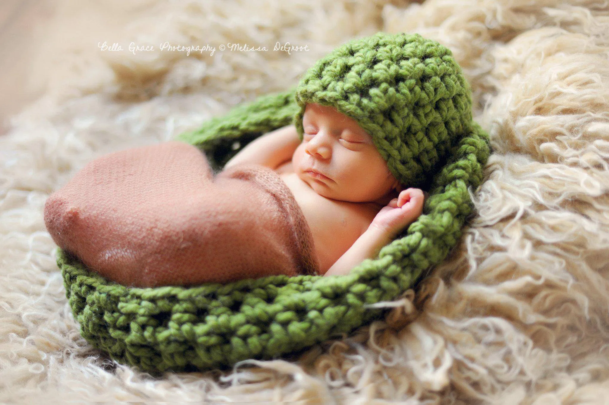 Grass Green Baby Bowl And Hat Set