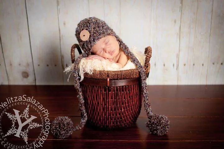 Newborn Button Pom Hat Blue Brown