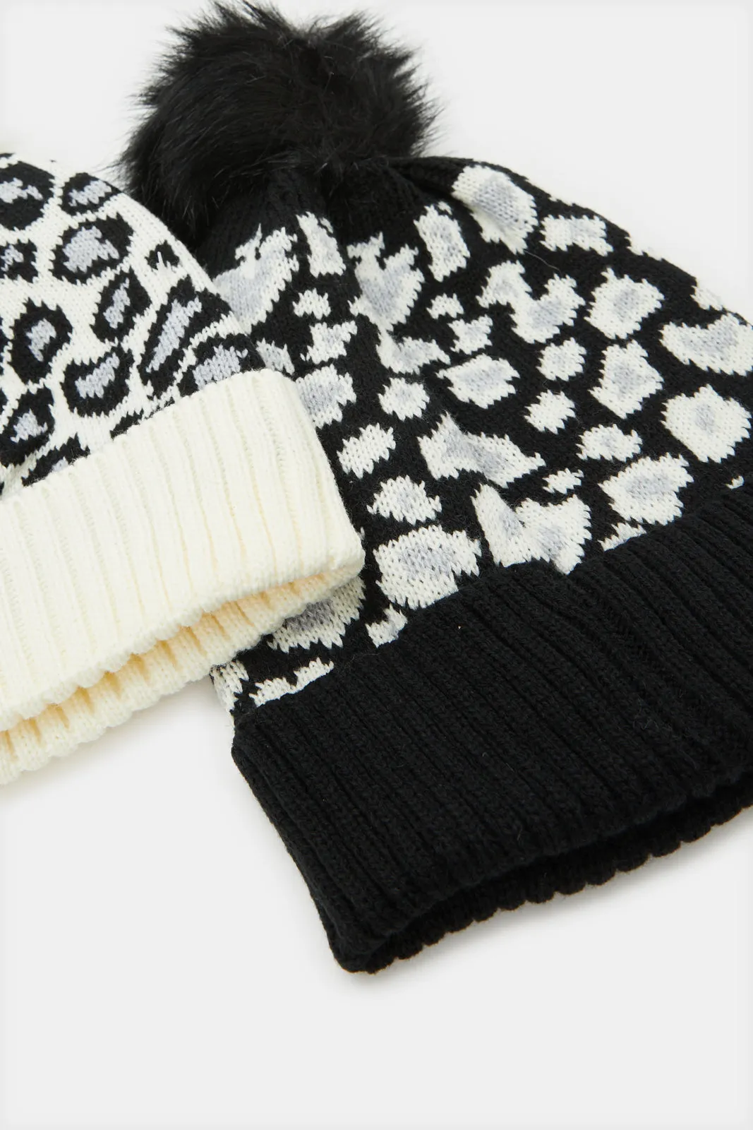 Women Black And White Embellished Knitted Cap Set (2 Piece)